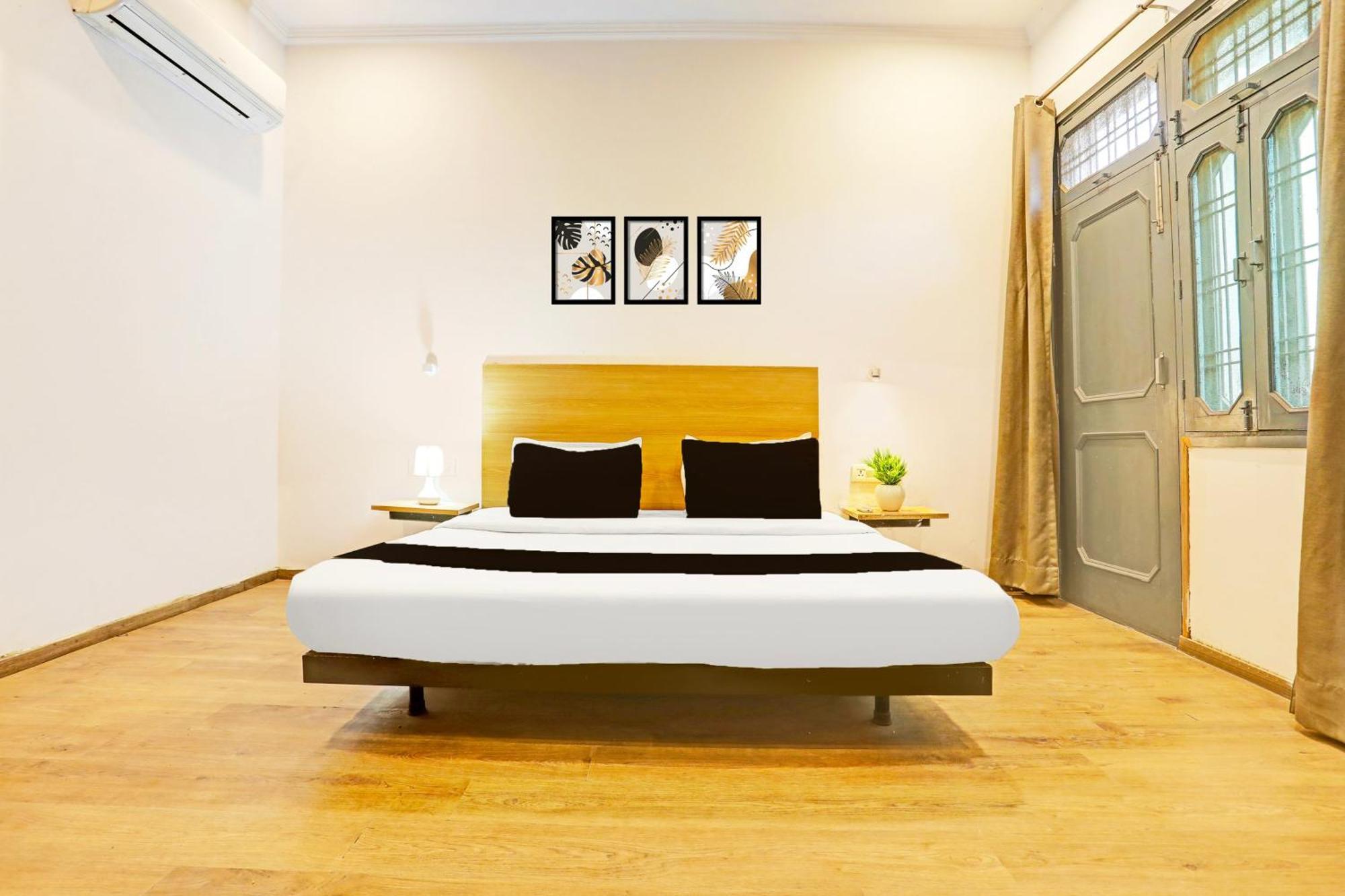 Super Townhouse Vijay Khand Gomti Nagar Lakhnaú Exteriér fotografie