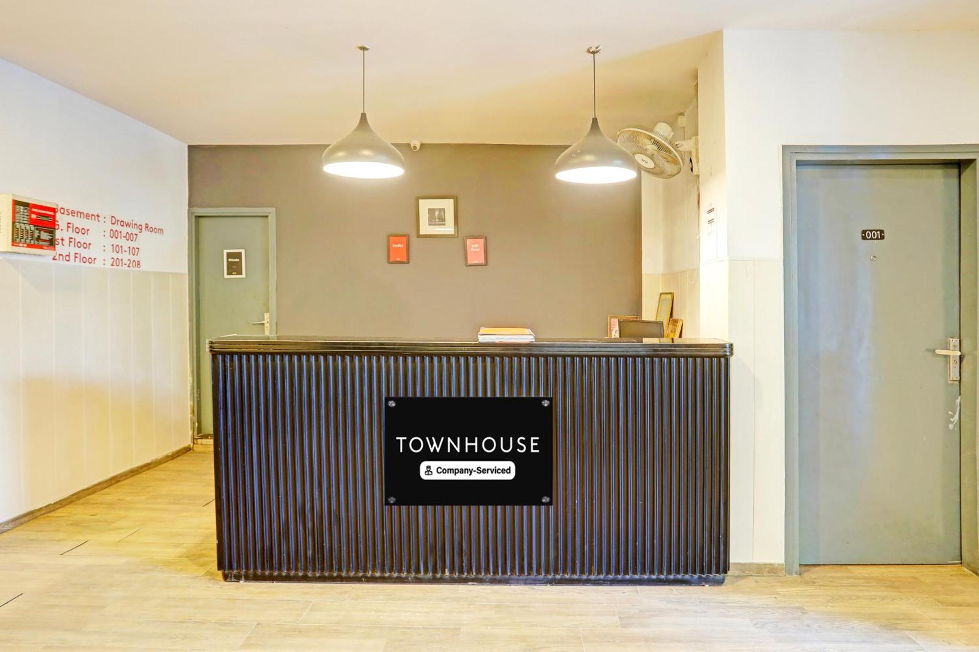 Super Townhouse Vijay Khand Gomti Nagar Lakhnaú Exteriér fotografie
